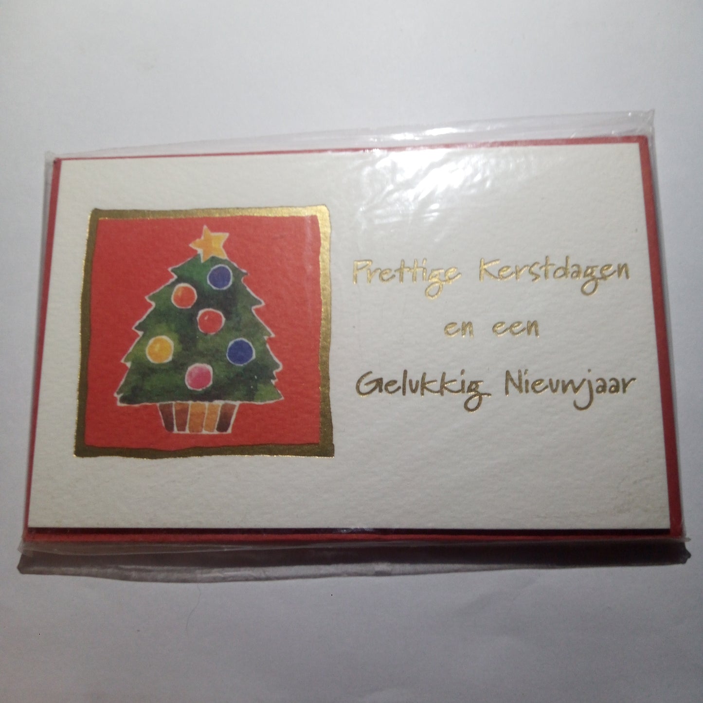 Kerstkaarten kerstboom met gekleurde ballen